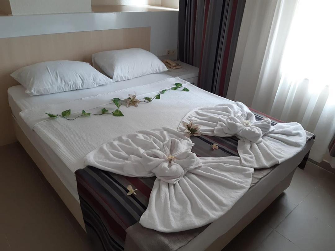 Mediterranean Breeze Hotel Payallar Екстериор снимка