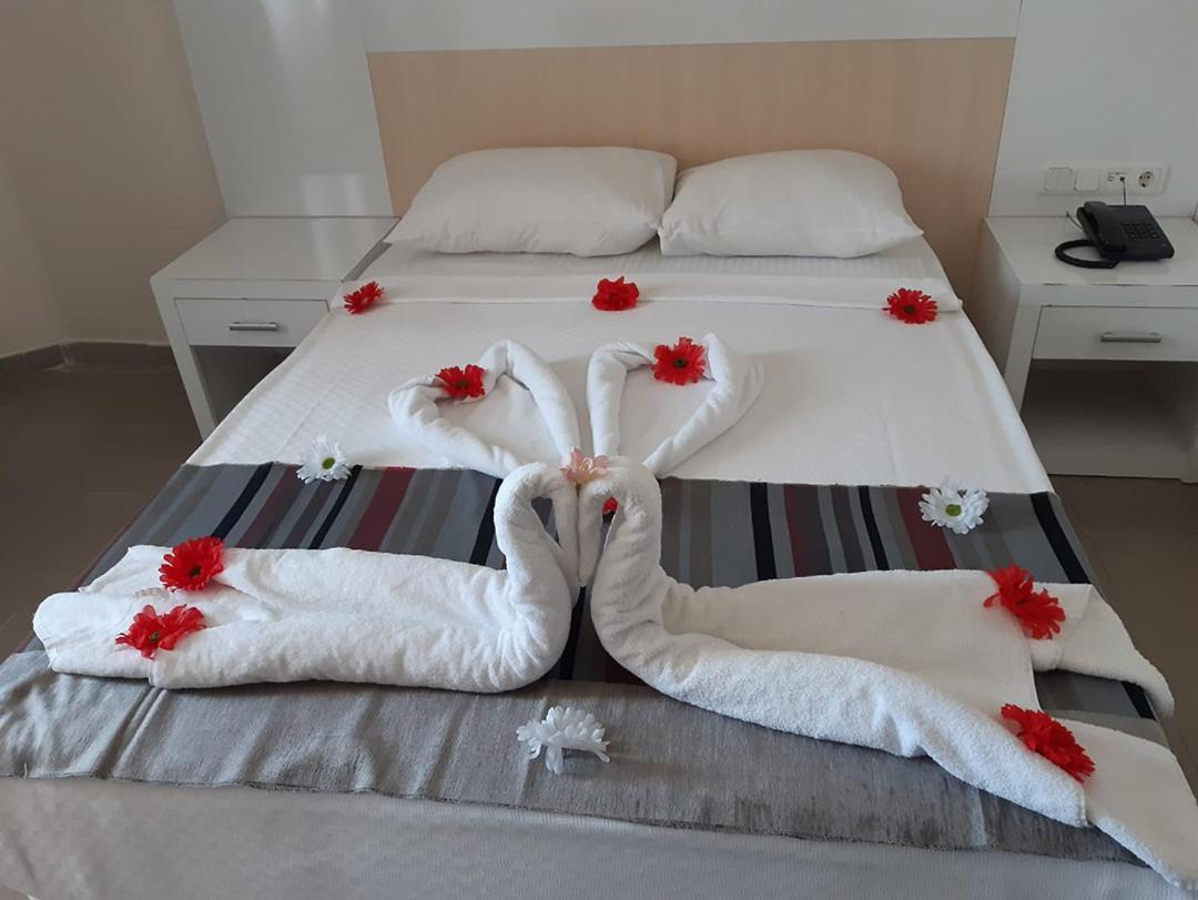 Mediterranean Breeze Hotel Payallar Екстериор снимка