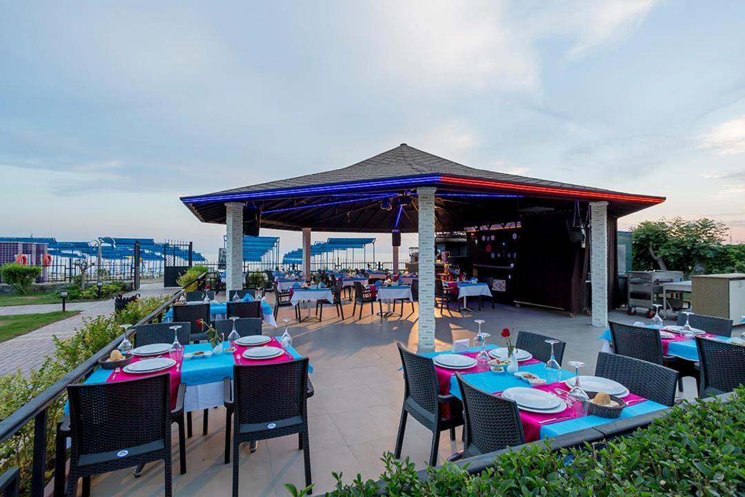 Mediterranean Breeze Hotel Payallar Екстериор снимка